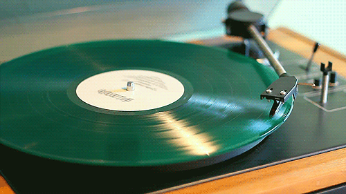 how to Play A Vinyl Record